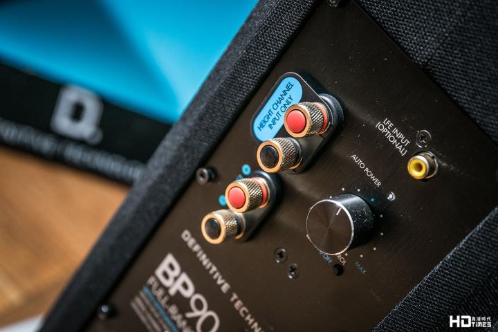 「评测」Definitive Technology BP9020：内置超低音的前置喇叭　简约靓声玩 5.2.2 