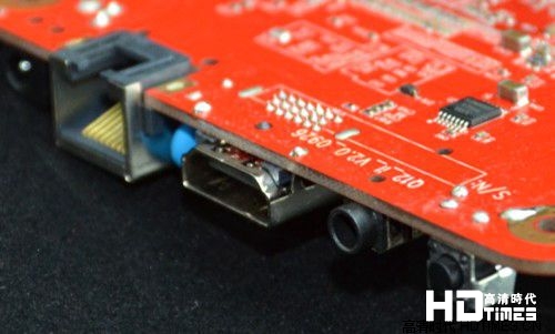 海美迪Q12高清网络机顶盒硬件拆解评测